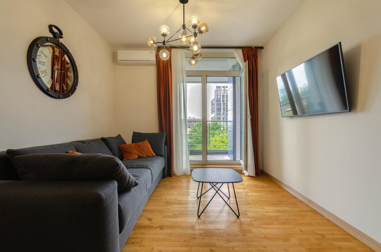 Petrovdom 408-467-471-277-377 In Central Park Cozy Apartments Kyiv Exterior photo