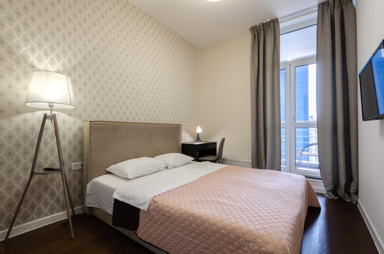 Petrovdom 408-467-471-277-377 In Central Park Cozy Apartments Kyiv Exterior photo