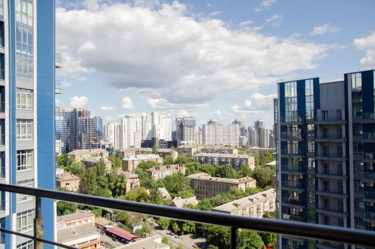 Petrovdom 408-467-471-277-377 In Central Park Cozy Apartments Kyiv Exterior photo
