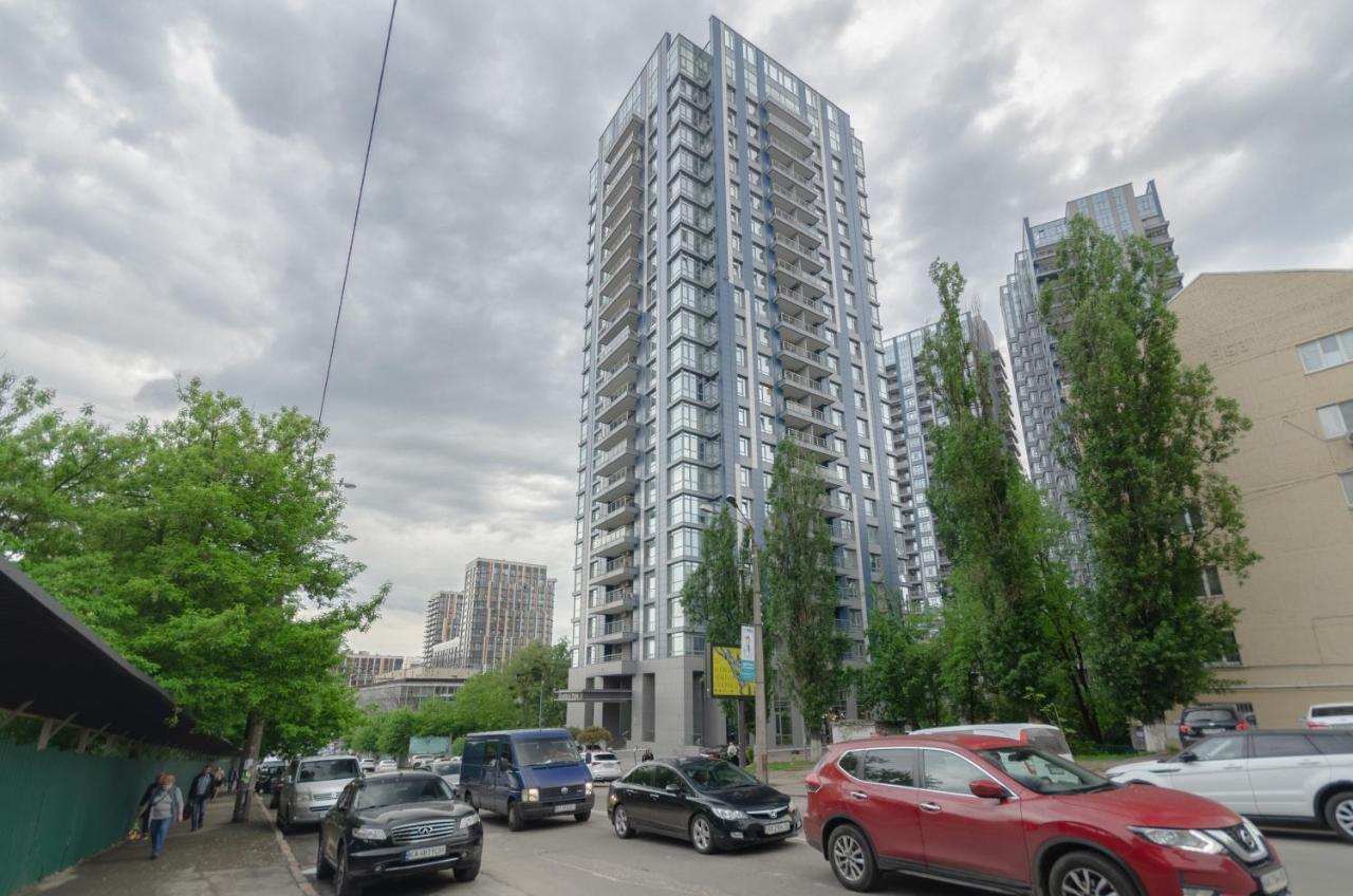 Petrovdom 408-467-471-277-377 In Central Park Cozy Apartments Kyiv Exterior photo