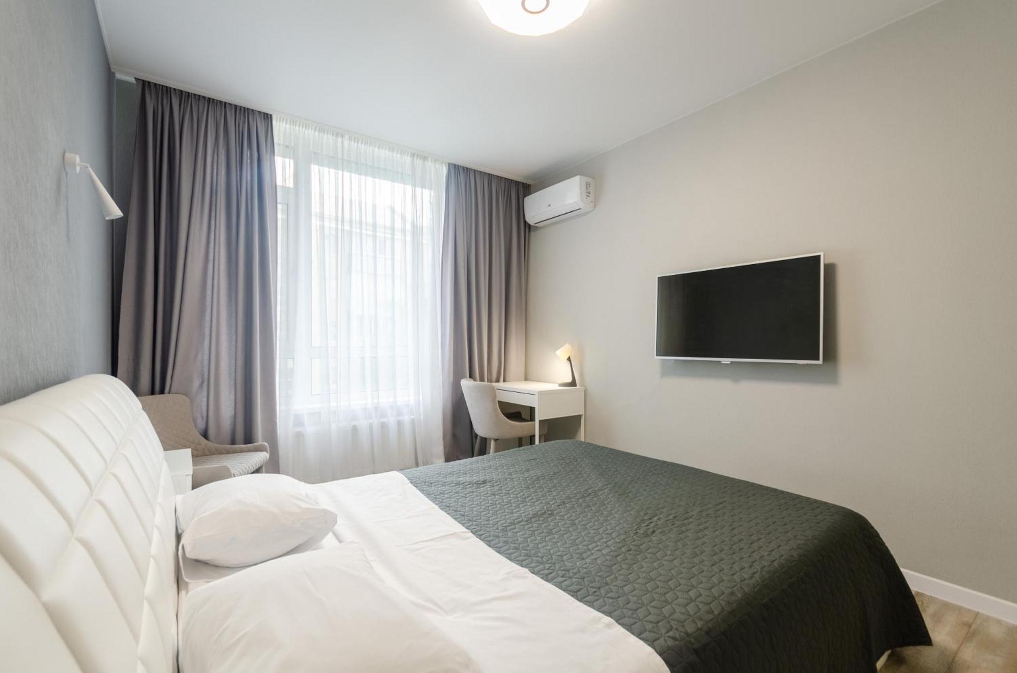 Petrovdom 408-467-471-277-377 In Central Park Cozy Apartments Kyiv Exterior photo