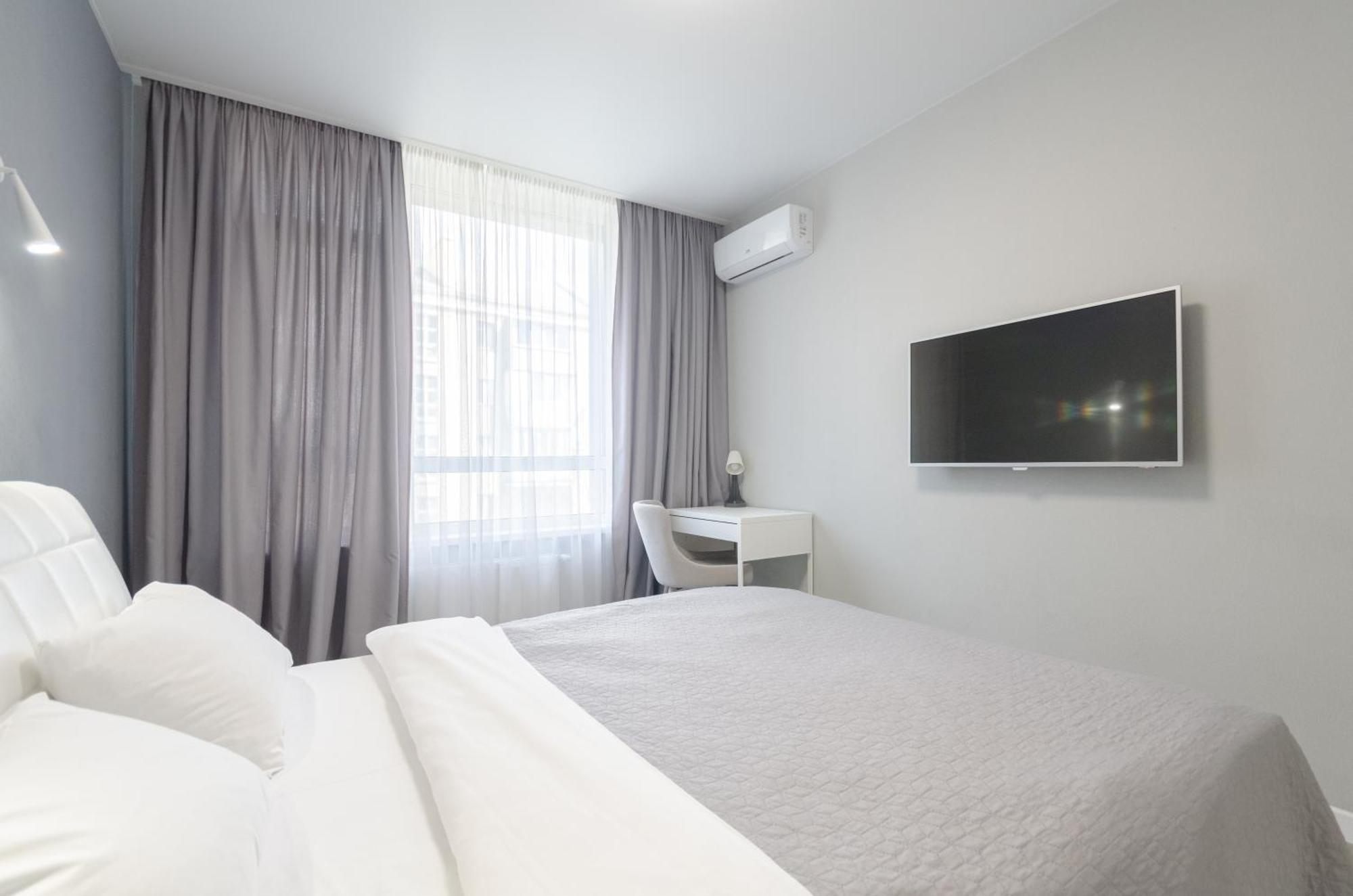 Petrovdom 408-467-471-277-377 In Central Park Cozy Apartments Kyiv Exterior photo